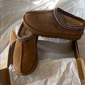 Ugg Tasman